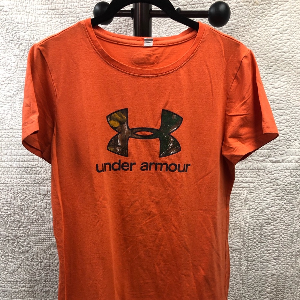 Under Armour Orange T-Shirt Camo Logo Sz M